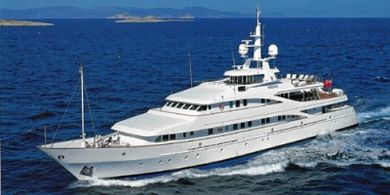 huntress yacht charter