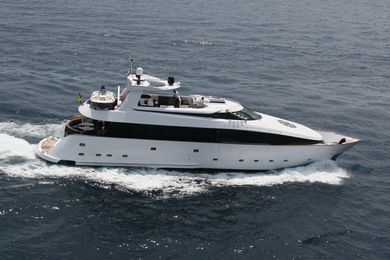 L'or Cannes Yachts Charter