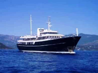 sherakan charter yacht